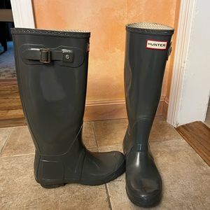 Grey Hunter Boots